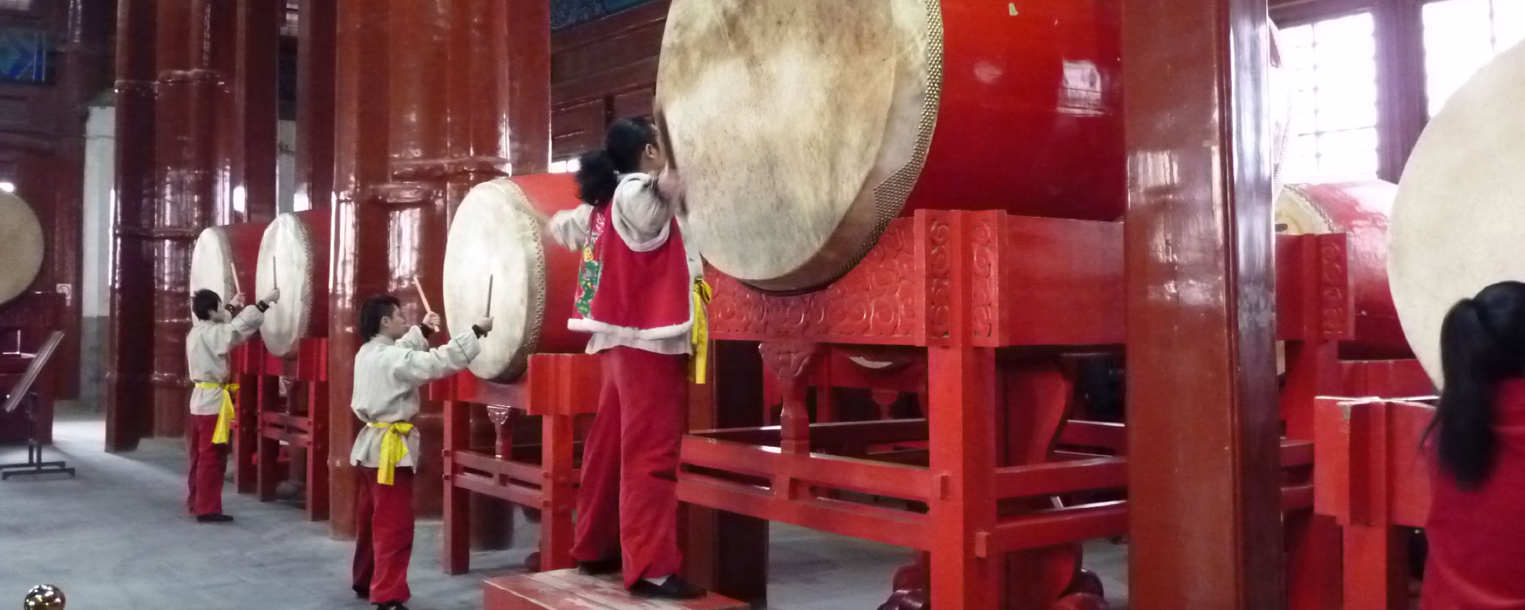 Aus der Vorlesung von A. A. Bispo zur historischen Rolle der Musik in der Begegnung von Abendland und China